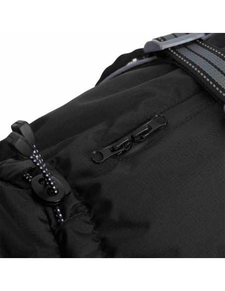 ABRIGO EXPLORE NEGRO TRIXIE