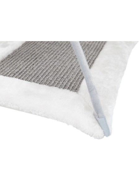 ALFOMBRILLA RASCADOR CON JUGUETES DE CUERDA PARA GATOS TRIXIE - 60 X 33 X 42 CM
