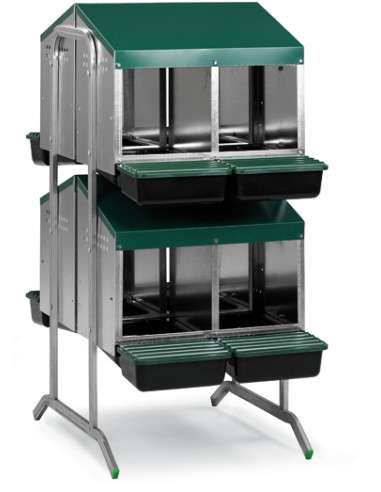 BATERÍA PONEDEROS CON CUBETA Y PATAS 8...